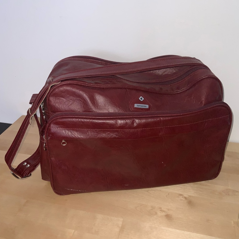 vintage samsonite‎ burgundy faux leather duffel bag 70s 80s